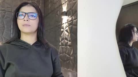 Gracey Milf online show from September 28, 2025, 11:15 am