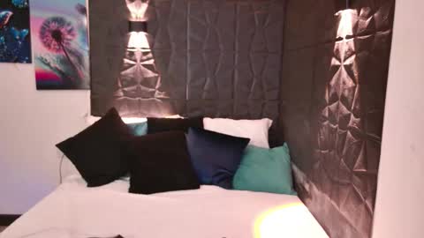 Gracey Milf online show from October 14, 2025, 11:22 am