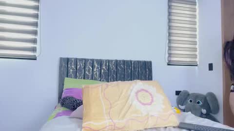 GRECIADOMM555 online show from October 13, 2025, 8:31 pm