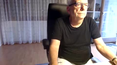 Snapshot of grandpach chatting on May 31, 2026, 1:51 pm grandpach online show from May 31, 2026, 1:51 pm