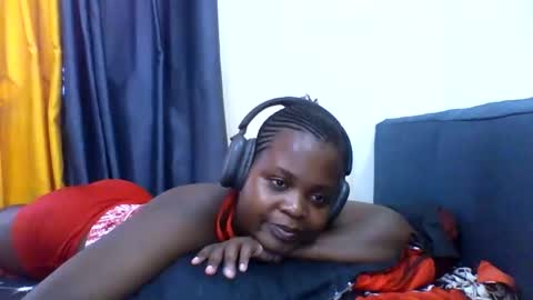 grannylover_ online show from November 25, 2025, 7:08 am