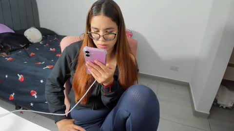 GreciaRuiz online show from November 10, 2025, 2:43 am