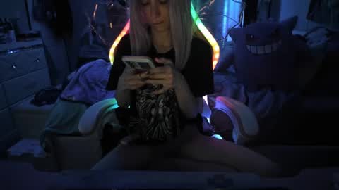 GreenEyedLovexo online show from February 21, 2025, 5:35 am