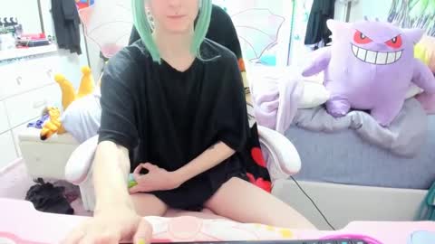 GreenEyedLovexo online show from September 23, 2025, 4:10 pm