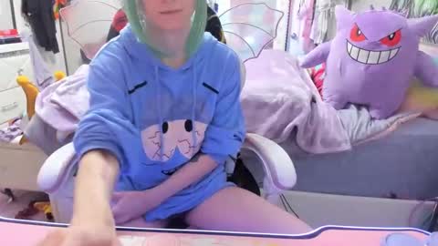 GreenEyedLovexo online show from October 20, 2025, 4:07 pm