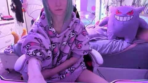 GreenEyedLovexo online show from October 22, 2025, 2:06 pm