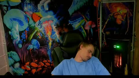 Greenlungs8195 online show from December 20, 2024, 8:49 am