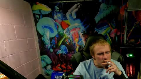 Greenlungs8195 online show from December 29, 2024, 9:39 am