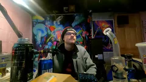 Greenlungs8195 online show from February 26, 2025, 5:31 am