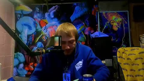 Greenlungs8195 online show from February 28, 2025, 5:26 am