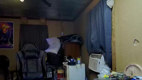 Greenlungs8195 online show from September 19, 2025, 7:21 am