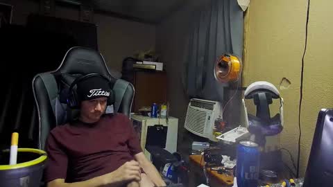 Greenlungs8195 online show from October 21, 2025, 2:51 pm