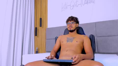 Gregori online show from January 3, 2025, 1:47 pm