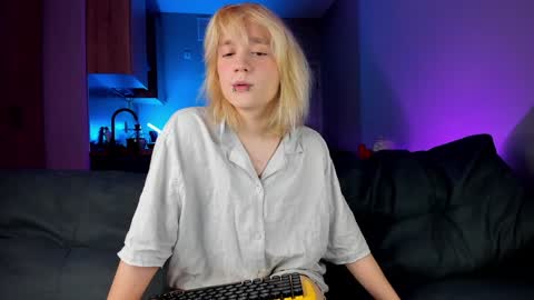 Greg-independent model online show from January 13, 2025, 6:49 pm