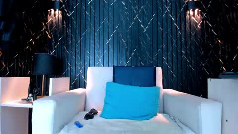 GregorySforza online show from April 22, 2026, 3:42 am