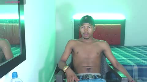gregoryhoot1 online show from June 9, 2026, 12:44 am