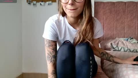 Snapshot of greta_miss chatting on April 22, 2026, 7:59 pm Emmy online show from April 22, 2026, 7:59 pm