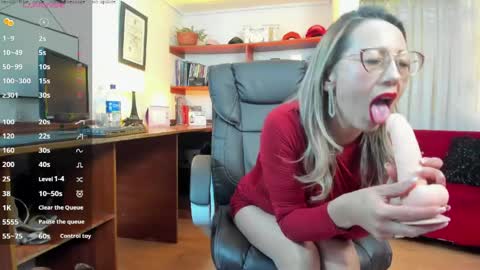 greta_voss online show from April 24, 2026, 8:33 pm