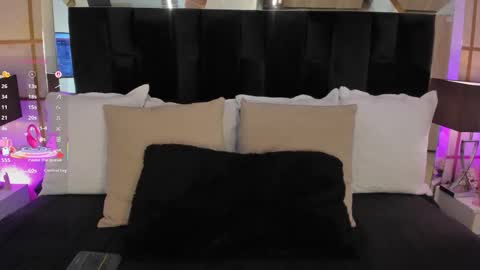 Greta Velvet  online show from October 27, 2025, 6:45 pm