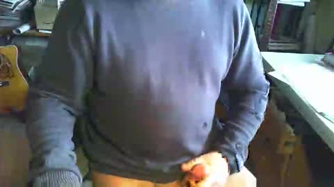 greyhounddog online show from January 17, 2026, 12:43 pm