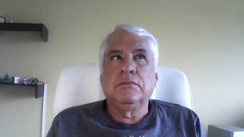 grisa01 online show from November 17, 2025, 12:11 pm