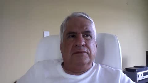 grisa01 online show from February 14, 2026, 2:03 pm