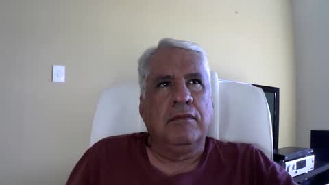 grisa01 online show from April 16, 2026, 12:50 pm