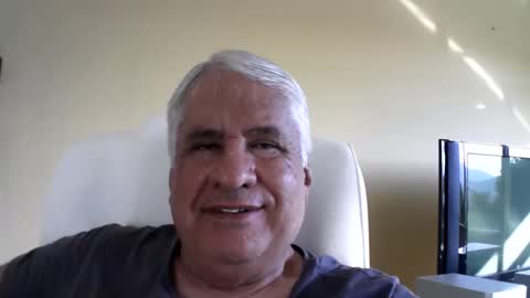 grisa01 online show from April 22, 2026, 7:04 pm