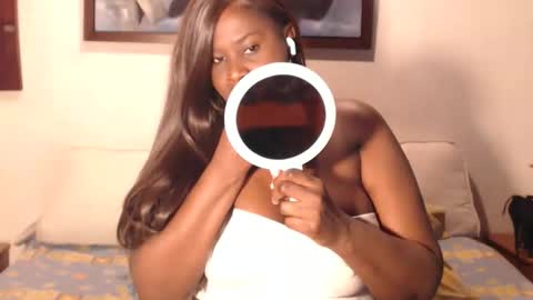 griseldax online show from December 17, 2025, 4:40 am