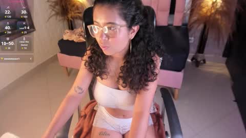    online show from November 10, 2025, 8:52 pm