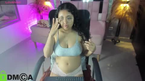    online show from November 12, 2025, 9:03 pm