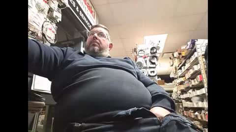 grizzly_uncut online show from February 3, 2026, 12:31 am