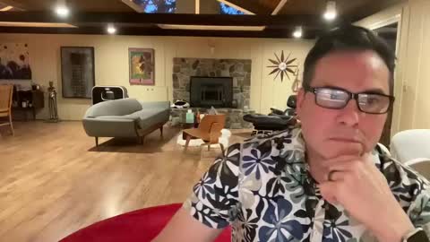 groovycouvie online show from March 8, 2025, 2:23 am