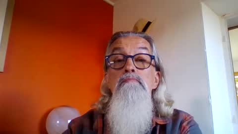 Grybear online show from October 20, 2025, 11:32 am