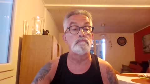 Snapshot of grybear60 chatting on June 28, 2026, 2:56 pm Grybear online show from June 28, 2026, 2:56 pm