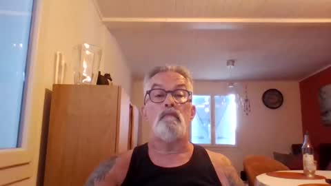 Snapshot of grybear60 chatting on June 29, 2026, 7:47 am Grybear online show from June 29, 2026, 7:47 am
