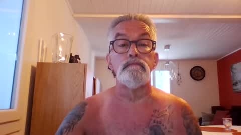 Snapshot of grybear60 chatting on July 4, 2026, 6:30 am Grybear online show from July 4, 2026, 6:30 am