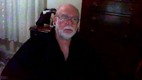 Gary online show from April 21, 2026, 1:42 am