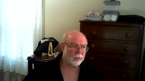 Gary online show from May 3, 2026, 11:38 am