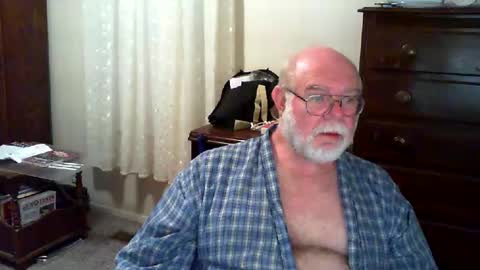 Gary online show from May 19, 2026, 1:33 am