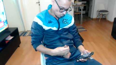Snapshot of guachin_new chatting on June 12, 2026, 11:03 pm guachin_new online show from June 12, 2026, 11:03 pm