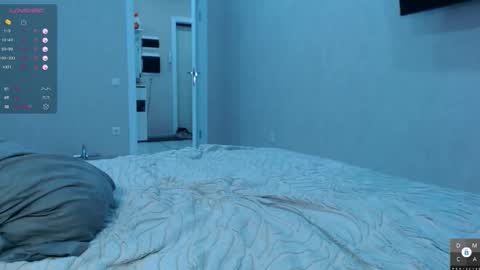 Eva online show from October 28, 2025, 7:05 pm