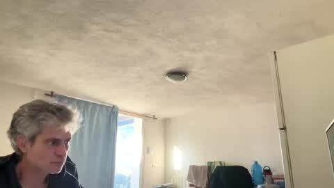 Snapshot of guardiannif_ chatting on February 14, 2025, 7:59 am guardiannif_ online show from February 14, 2025, 7:59 am