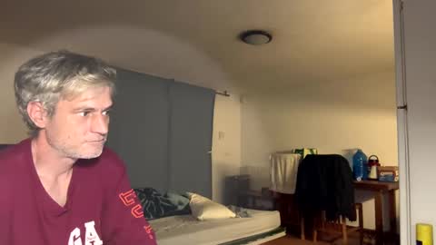 Snapshot of guardiannif_ chatting on February 16, 2025, 5:37 pm guardiannif_ online show from February 16, 2025, 5:37 pm