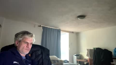 Snapshot of guardiannif_ chatting on February 18, 2025, 7:10 am guardiannif_ online show from February 18, 2025, 7:10 am