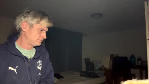 Snapshot of guardiannif_ chatting on February 19, 2025, 9:25 pm guardiannif_ online show from February 19, 2025, 9:25 pm