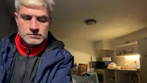 Snapshot of guardiannif_ chatting on March 4, 2025, 10:27 pm guardiannif_ online show from March 4, 2025, 10:27 pm