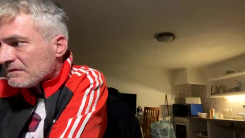 Snapshot of guardiannif_ chatting on March 5, 2025, 6:45 pm guardiannif_ online show from March 5, 2025, 6:45 pm