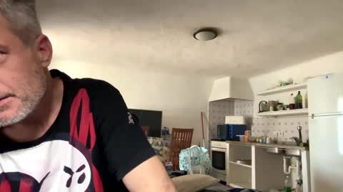 Snapshot of guardiannif_ chatting on March 6, 2025, 1:03 pm guardiannif_ online show from March 6, 2025, 1:03 pm