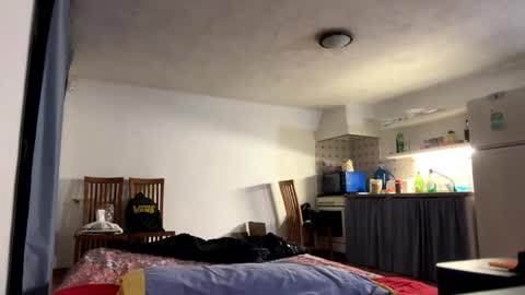 Snapshot of guardiannif_ chatting on December 21, 2025, 5:42 pm guardiannif_ online show from December 21, 2025, 5:42 pm